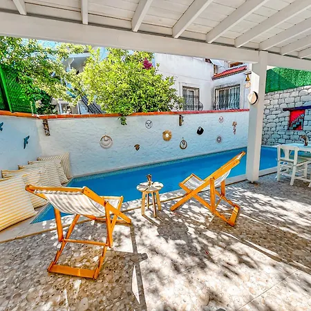 Hotel Zubeyde Hanim Alacati 2*