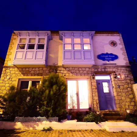 Zubeyde Hanim Alacati