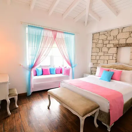 Zubeyde Hanim Alacati Hotel