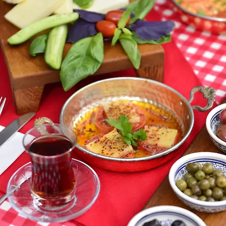 Zubeyde Hanim Alacati 酒店 2*