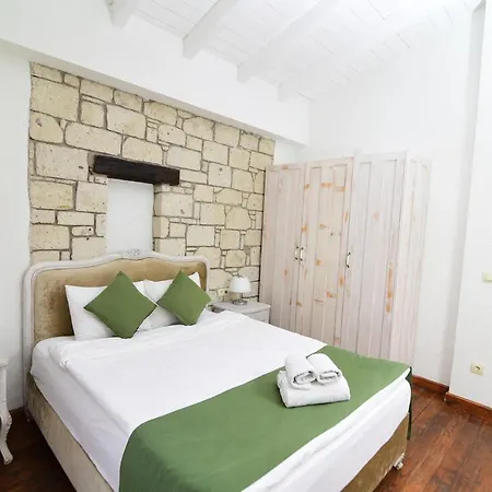 Zubeyde Hanim Alacati