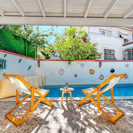 Zubeyde Hanim Alacati