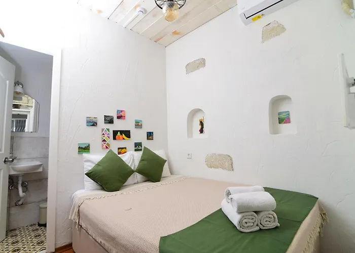 Zubeyde Hanim Alacati Hotel 2*