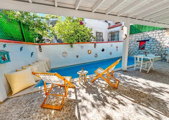 Hotel Zubeyde Hanim Alacati 2*